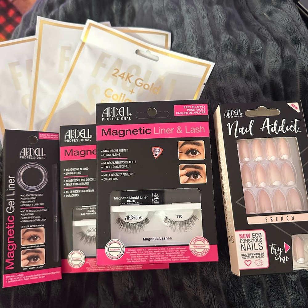 Ardell Magnetic Liner & Lash Kit - Black with press on nails and 24k masks